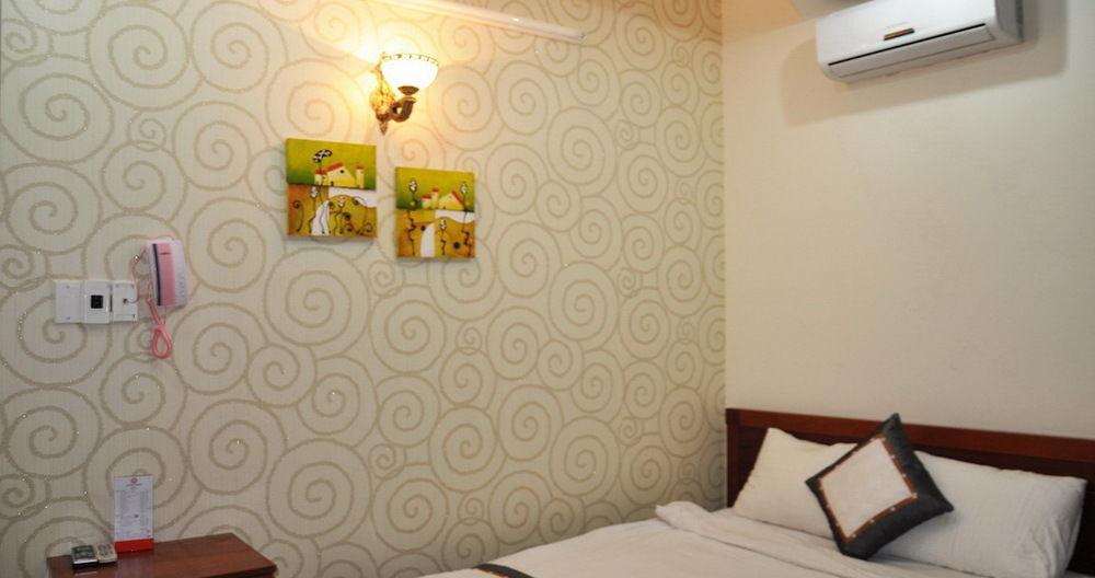 Palm Hotel 2*