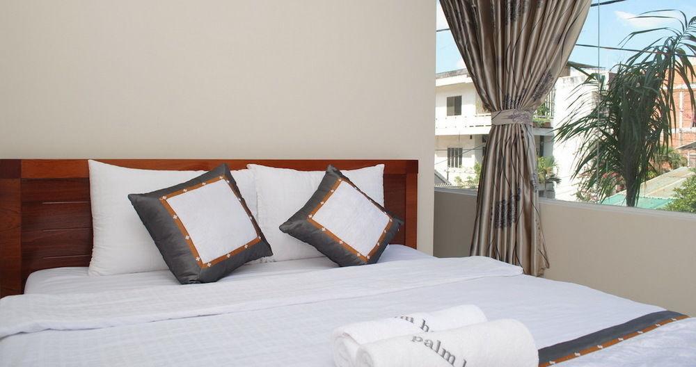Palm Hotel